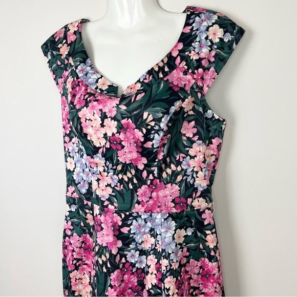Review Chelsea Flower Dress Fitted Shift Vintage Floral Print Size 10 *no belt* - Picture 9 of 16